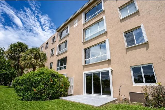 5810 Crystal Shores Drive #102, Boynton Beach