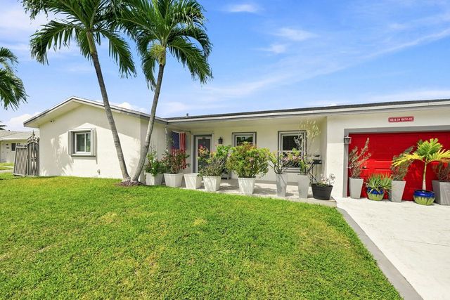 2 of 29 - 16820 Sw 108th Avenue, Miami, FL