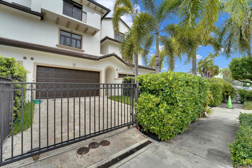 105 Isle Of Venice Drive #105, Fort Lauderdale