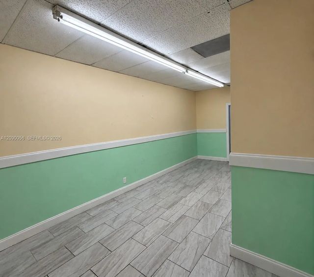 4 of 5 - 6142 Hollywood Boulevard, Hollywood, FL