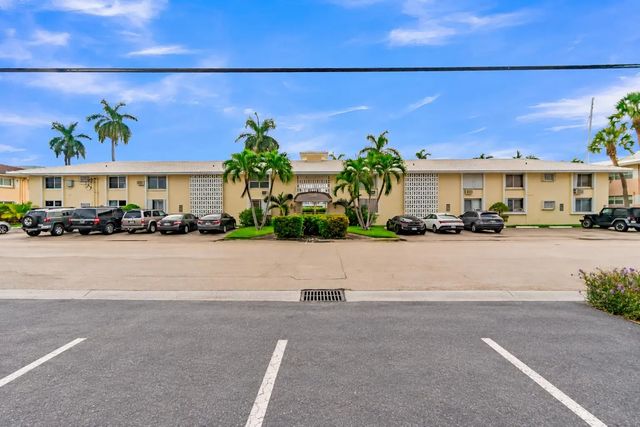 2 of 45 - 2840 Ne 33rd Court #2, Fort Lauderdale, FL