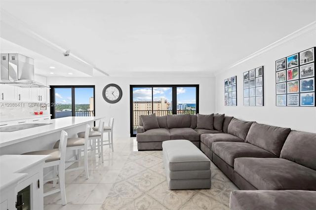 1201 S Ocean Drive #1008n, Hollywood