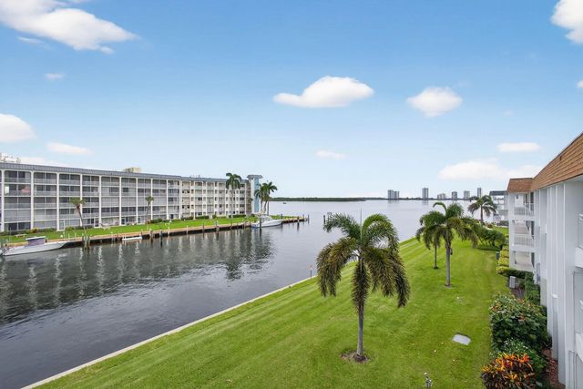 2 of 68 - 111 Shore Court #301, North Palm Beach, FL