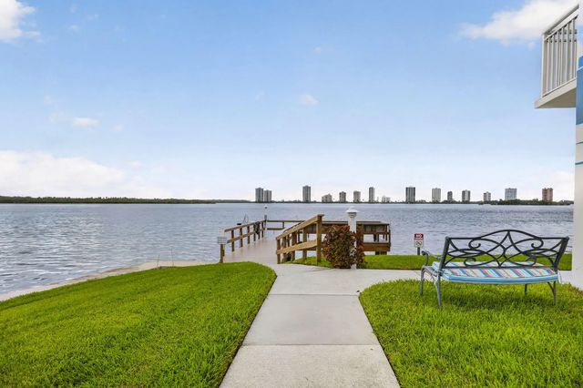 5 of 68 - 111 Shore Court #301, North Palm Beach, FL