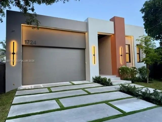 2 of 42 - 1724 Ne 16th Avenue, Fort Lauderdale, FL
