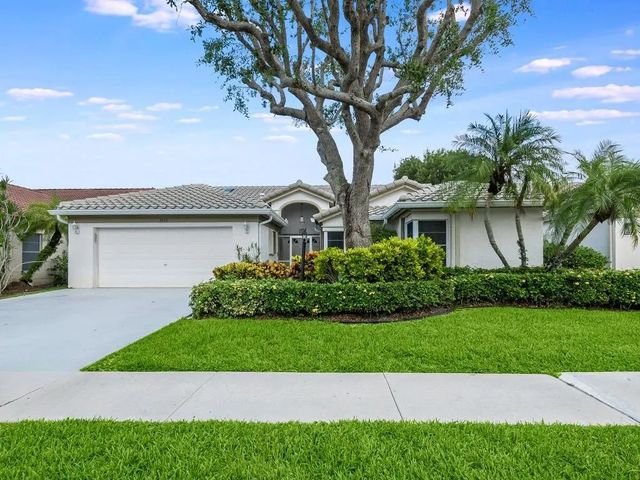 3933 Summer Chase Court, Lake Worth