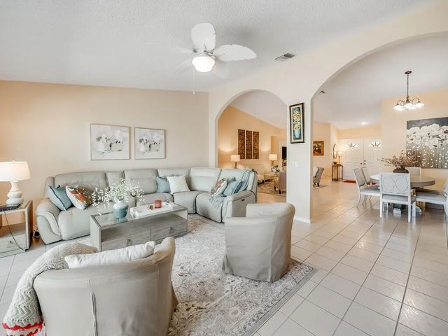 5 of 35 - 3933 Summer Chase Court, Lake Worth, FL