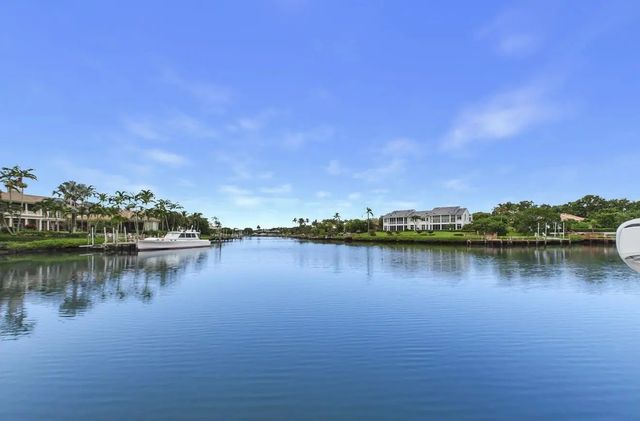 501 Captains Way, Jupiter
