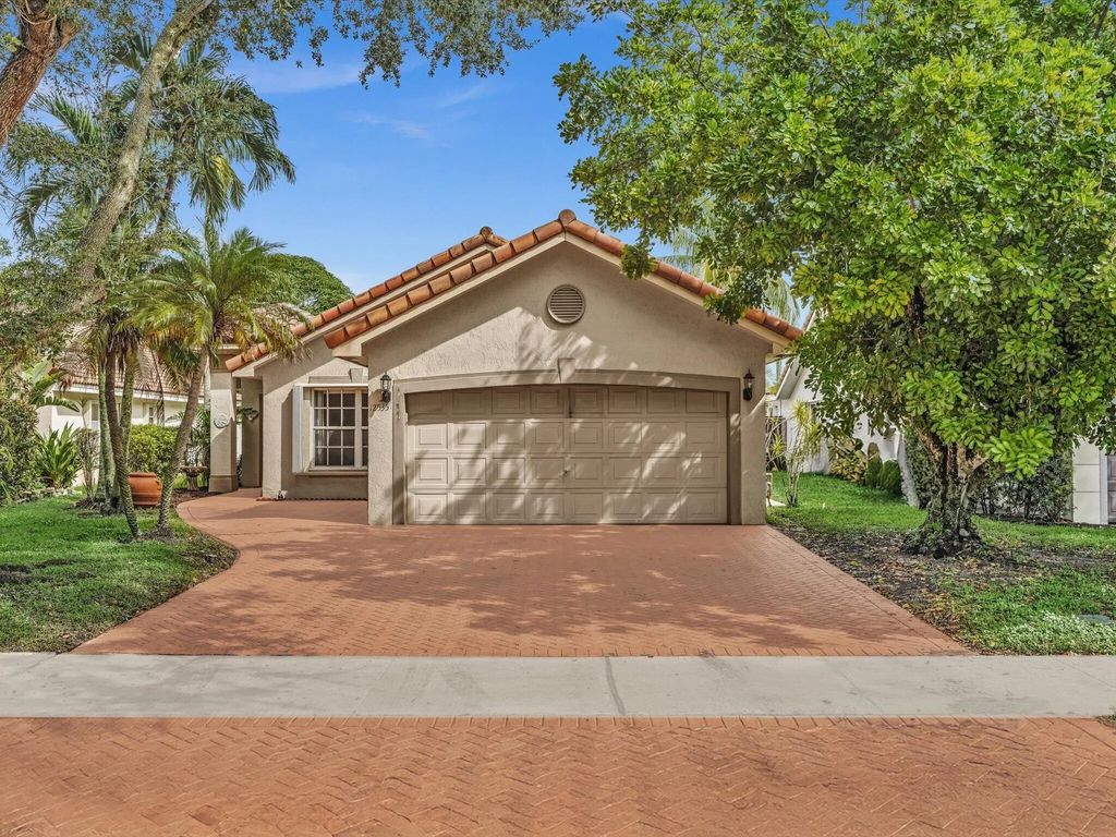 12535 Sw 7th Place, Davie