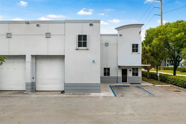 2 of 16 - 2451 Nw 109th Avenue #6, Sweetwater, FL