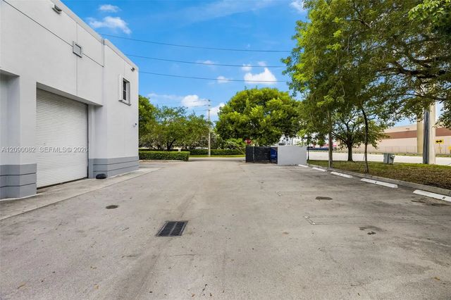 3 of 16 - 2451 Nw 109th Avenue #6, Sweetwater, FL