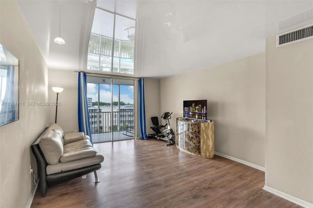 3 of 31 - 1700 Ne 191st Street #508, Miami, FL