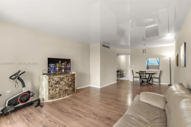 5 of 31 - 1700 Ne 191st Street #508, Miami, FL