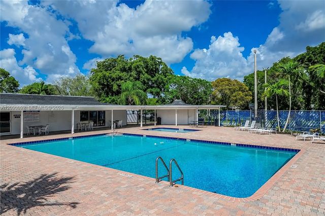 4 of 15 - 19800 Sw 180th Avenue #lot 120, Miami, FL
