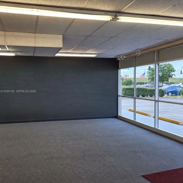 3 of 4 - 6140 Hollywood Boulevard, Hollywood, FL