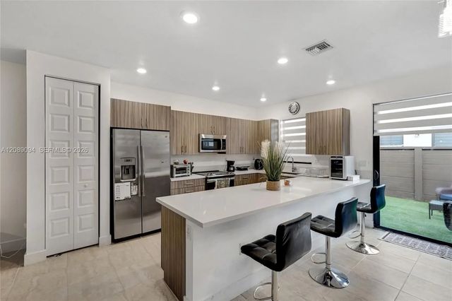 5 of 58 - 15809 Nw 91st Court, Miami Lakes, FL