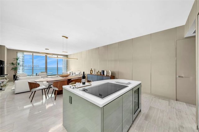 5 of 29 - 18975 Collins Avenue #2203, Sunny Isles Beach, FL