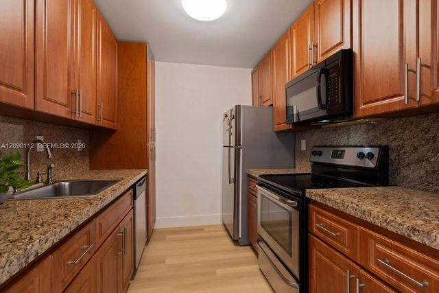 5 of 13 - 10816 N Kendall Drive #r16, Miami, FL
