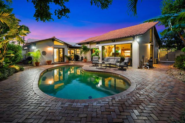 4 of 38 - 105 Sandpiper Circle W, Jupiter, FL