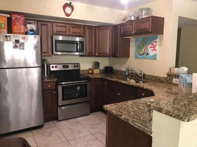 3 of 42 - 201 Villa Circle #201, Boynton Beach, FL