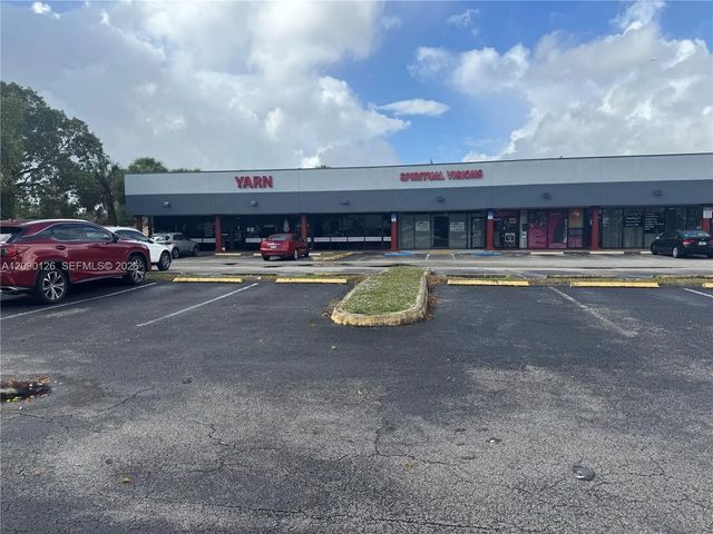 5 of 6 - 4713 N University Drive, Lauderhill, FL