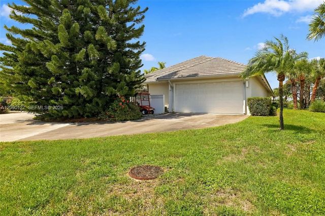 173 Orange Tree Drive, Atlantis