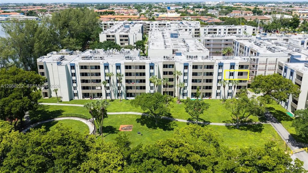 10000 Nw 80th Court #2432, Hialeah Gardens