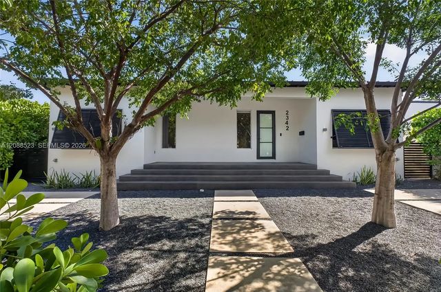 5 of 47 - 2342 Sw 25th Terrace, Miami, FL