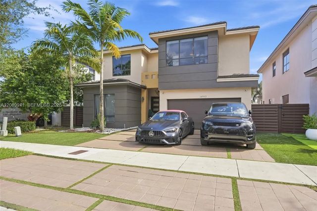 4 of 62 - 15932 Sw 136th Way, Miami, FL