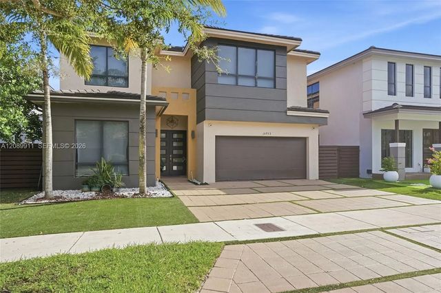 5 of 62 - 15932 Sw 136th Way, Miami, FL