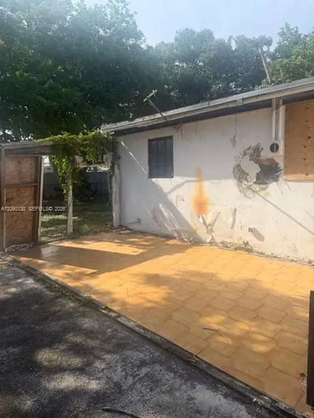 5 of 31 - 18410 Nw 42nd Avenue, Miami Gardens, FL