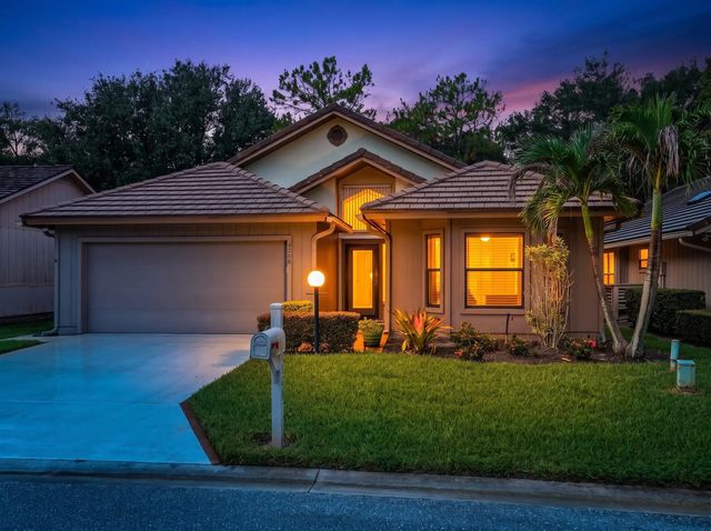 4208 Sw Mallard Creek Trail, Palm City