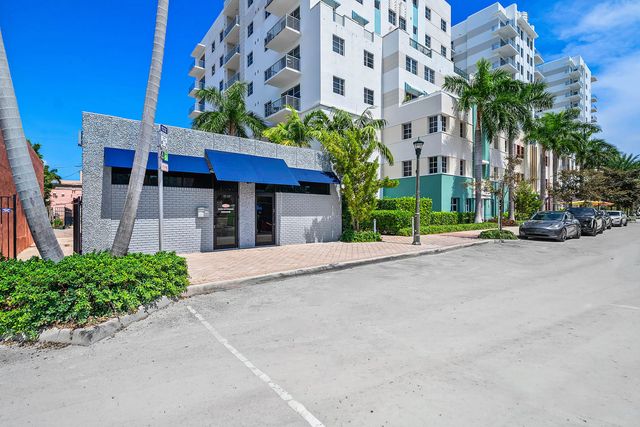 4 of 39 - 127 E Boca Raton Road, Boca Raton, FL