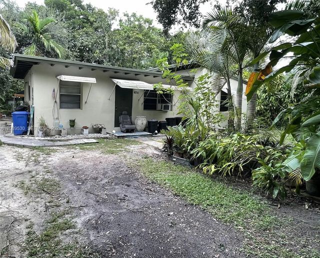 6711 Sw 63rd Avenue, South Miami