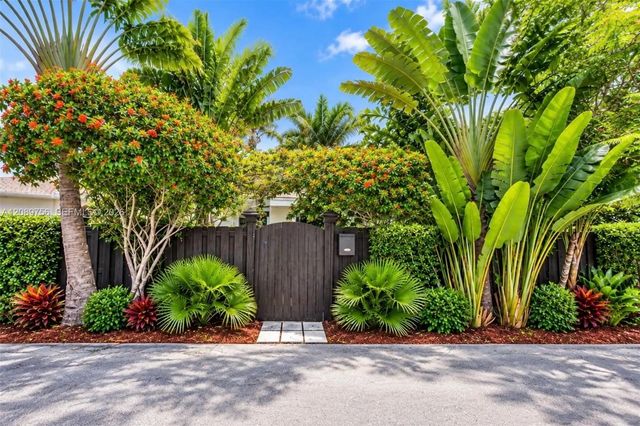 2 of 21 - 1760 Ne 13th Street, Fort Lauderdale, FL