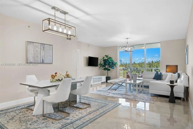 14951 Royal Oaks Lane #701, North Miami