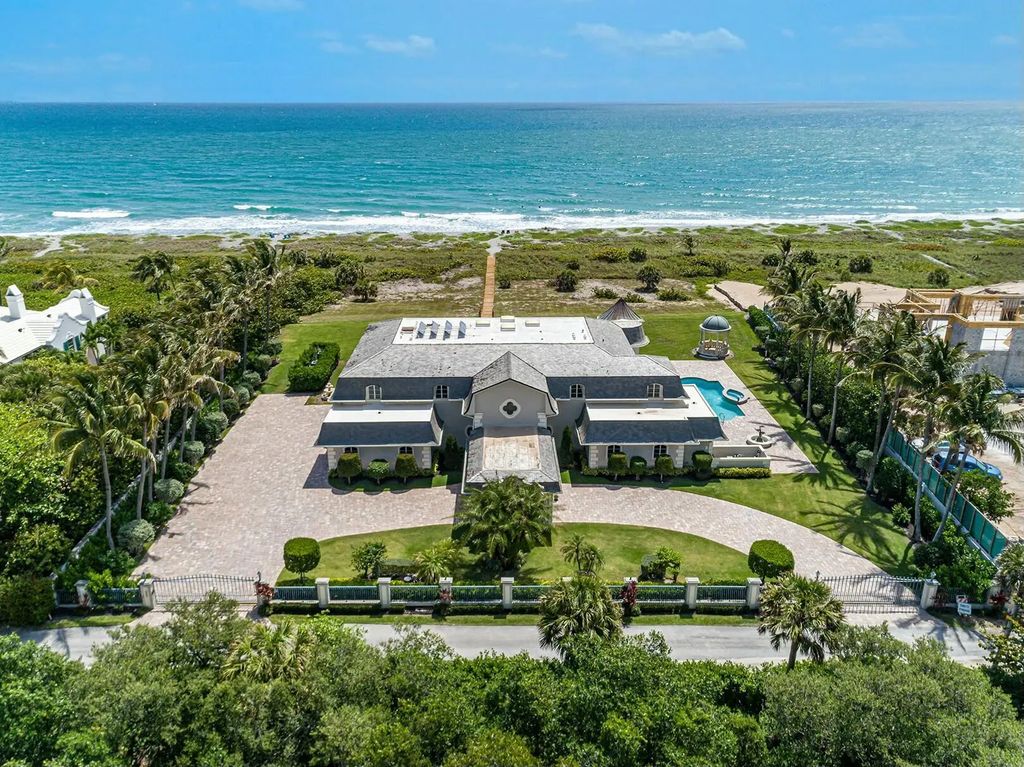 477 S Beach Road, Jupiter Island