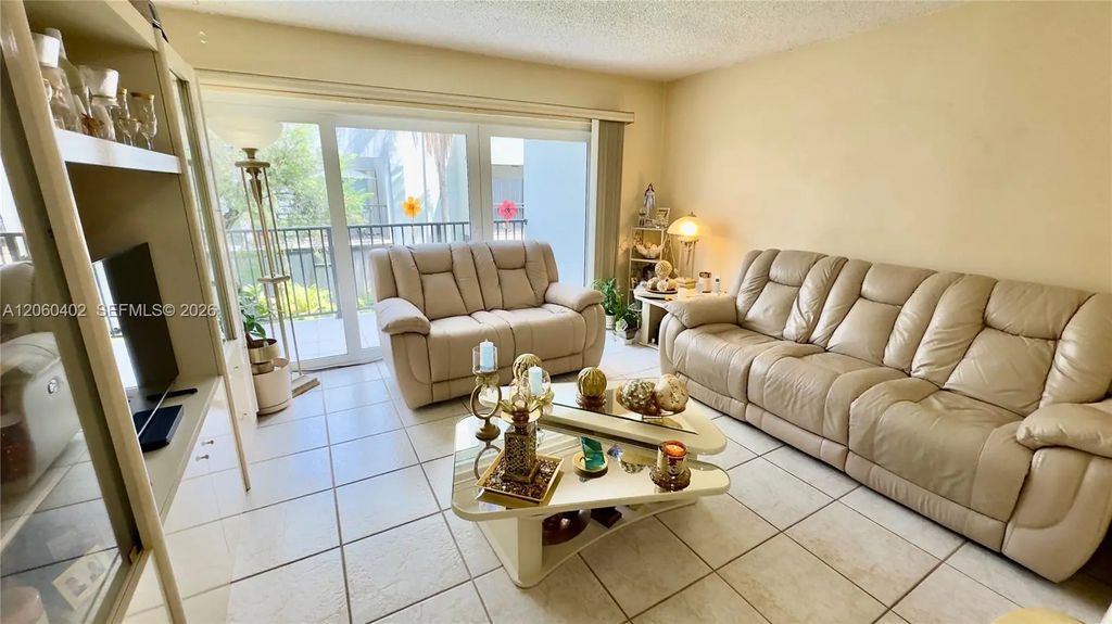 30 Nw 87th Avenue #c219, Miami