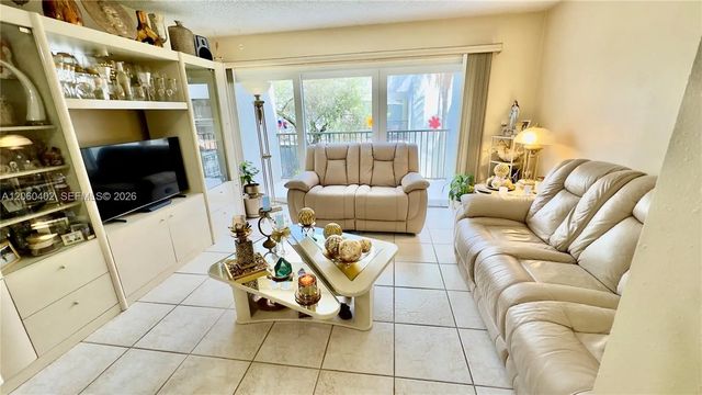 2 of 42 - 30 Nw 87th Avenue #c219, Miami, FL