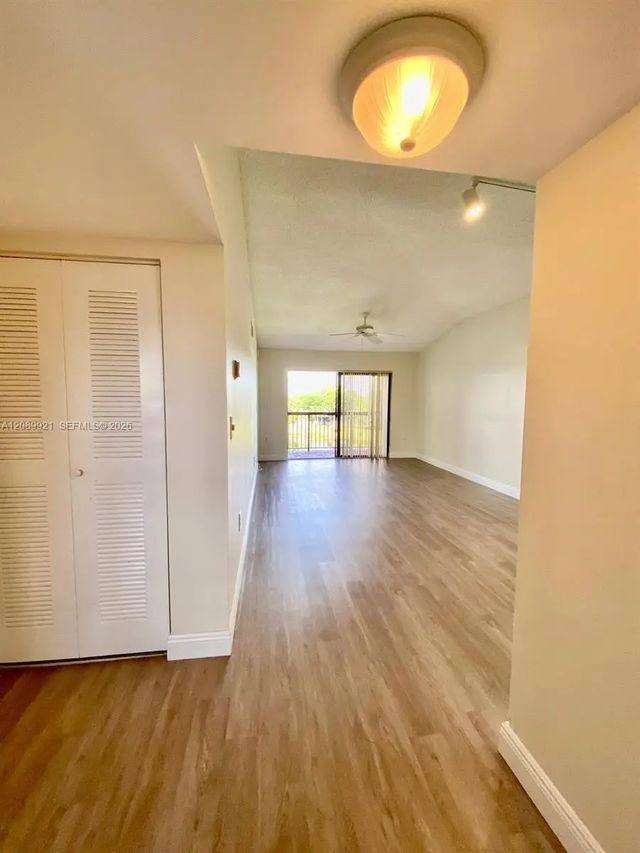 4 of 16 - 9897 Nob Hill Lane #9897, Sunrise, FL