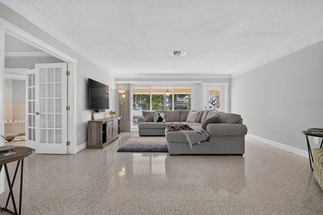 4 of 45 - 430 Se 6th Terrace, Pompano Beach, FL