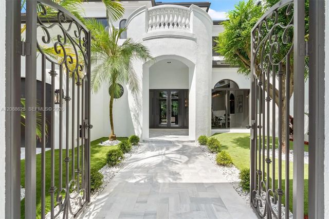 4 of 64 - 17614 Circle Pond Court, Boca Raton, FL