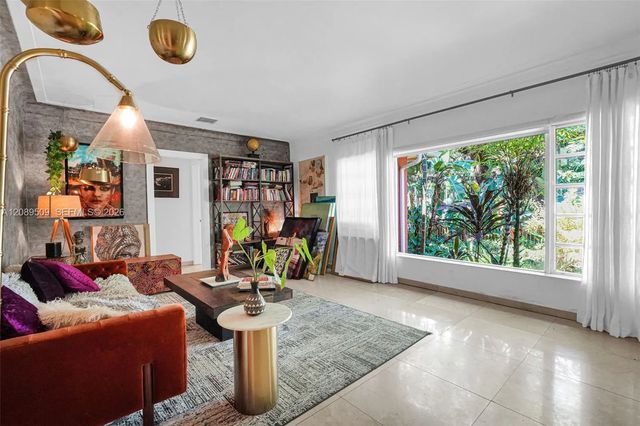 9325 Ne 5th Avenue, Miami Shores