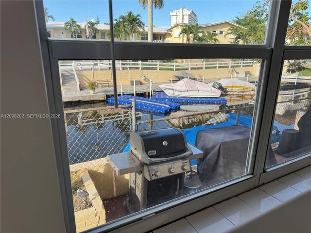 4 of 43 - 1765 Venice Lane #4e, North Miami, FL