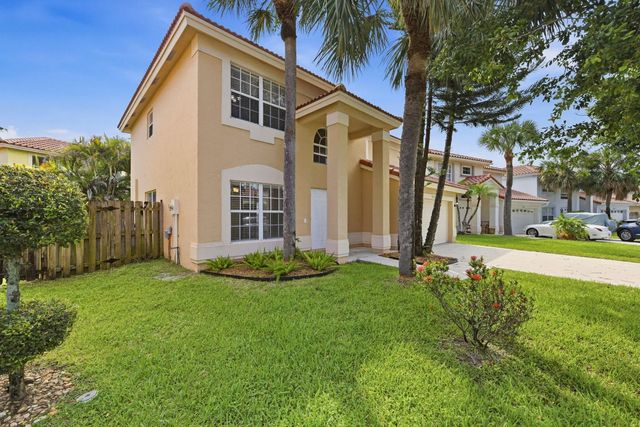 2 of 37 - 10843 Buttonwood Lake Drive, Boca Raton, FL