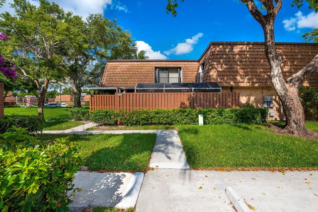 2 of 39 - 2205 22nd Lane, Greenacres, FL