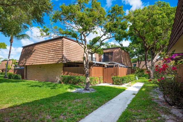 4 of 39 - 2205 22nd Lane, Greenacres, FL