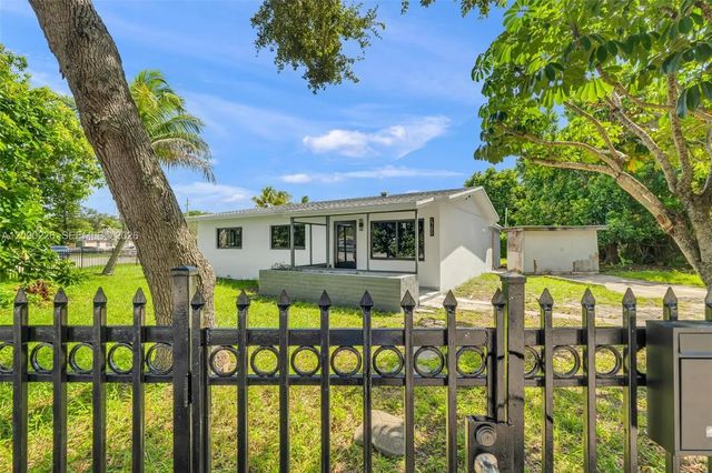 4 of 41 - 1700 Nw 131st Street, Miami, FL