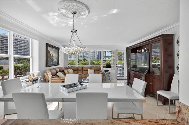 4 of 52 - 3300 Ne 36th Street #309, Fort Lauderdale, FL