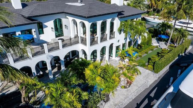 5 of 93 - 2457 Ne 26th Street, Lighthouse Point, FL